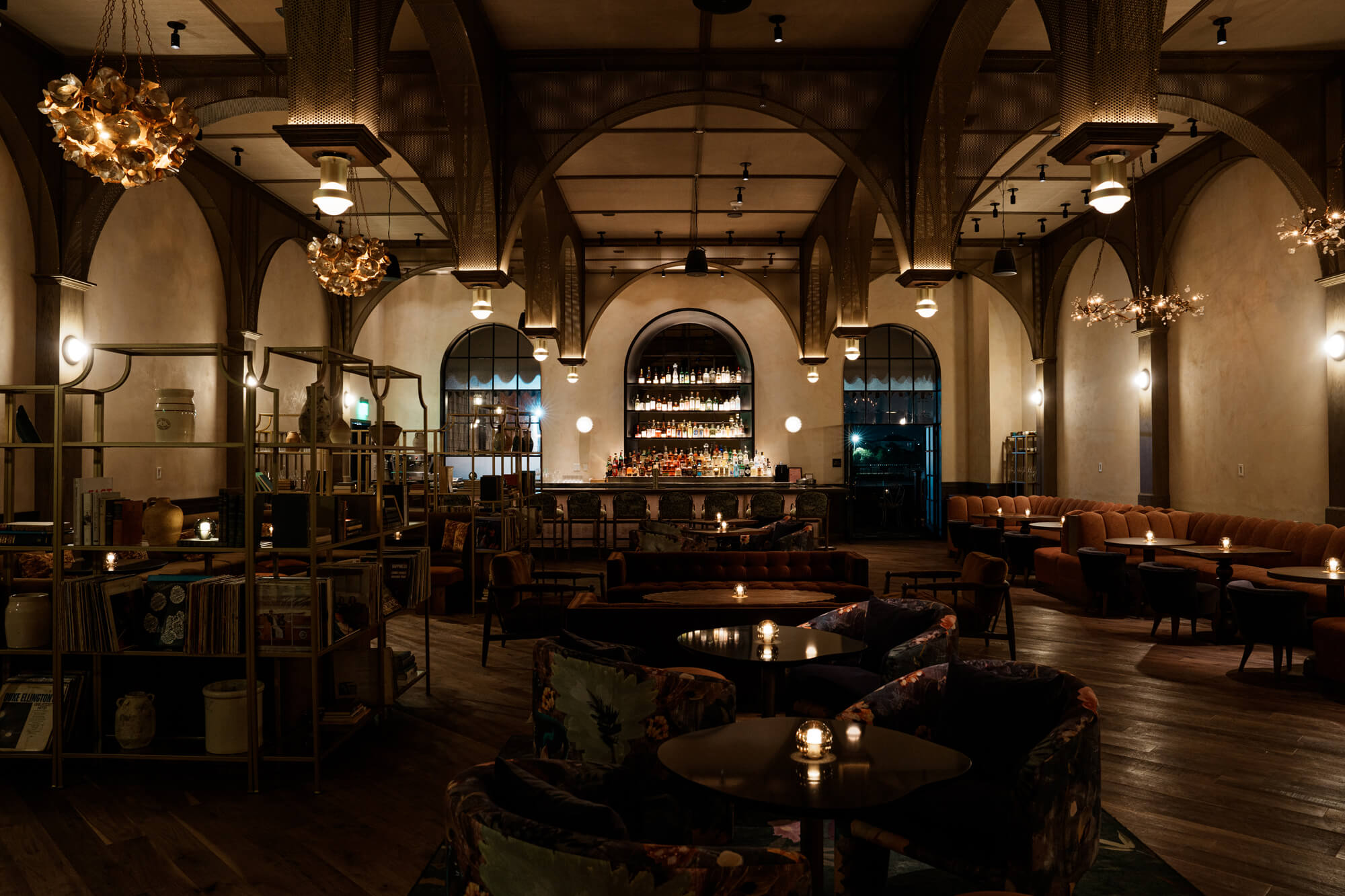 Mitsi cocktails, natural wine & fresh nigiri in an intimate setting on Naud Street, Los Angeles